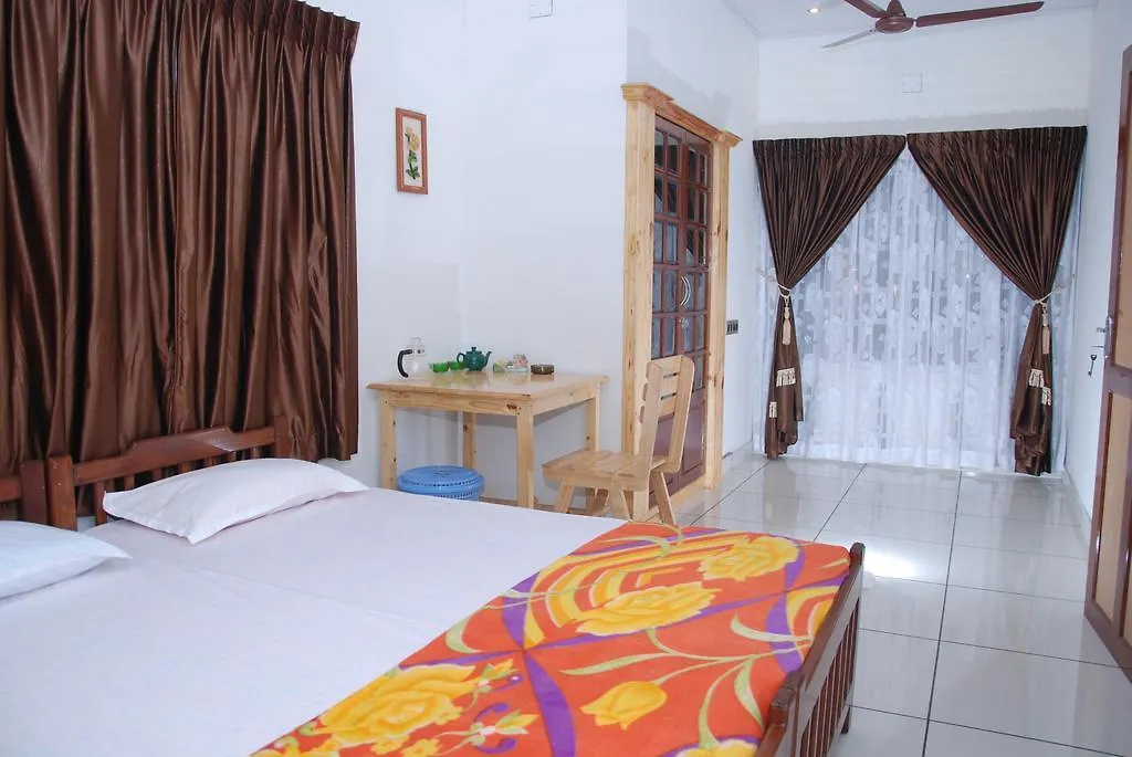 Jojies Homestay Fortkochi