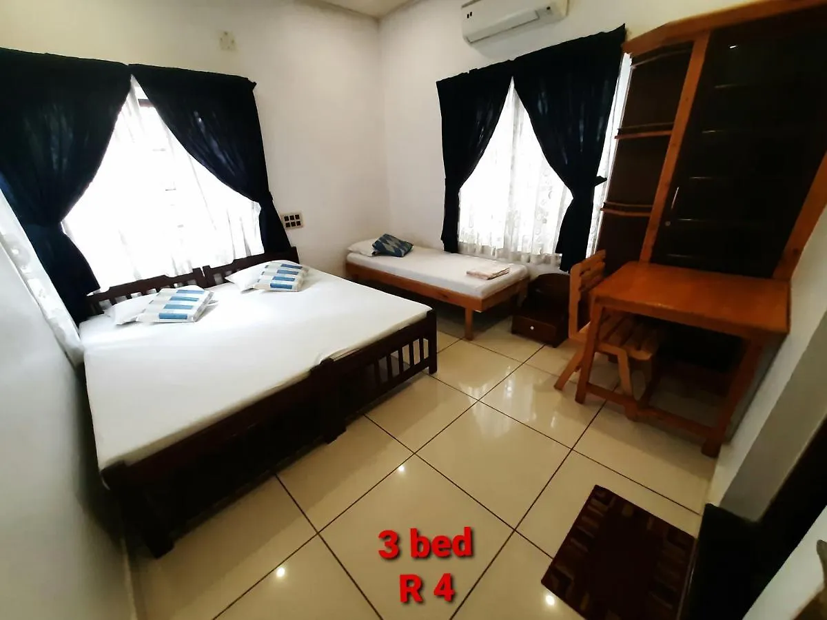 Jojies Homestay Fortkochi
