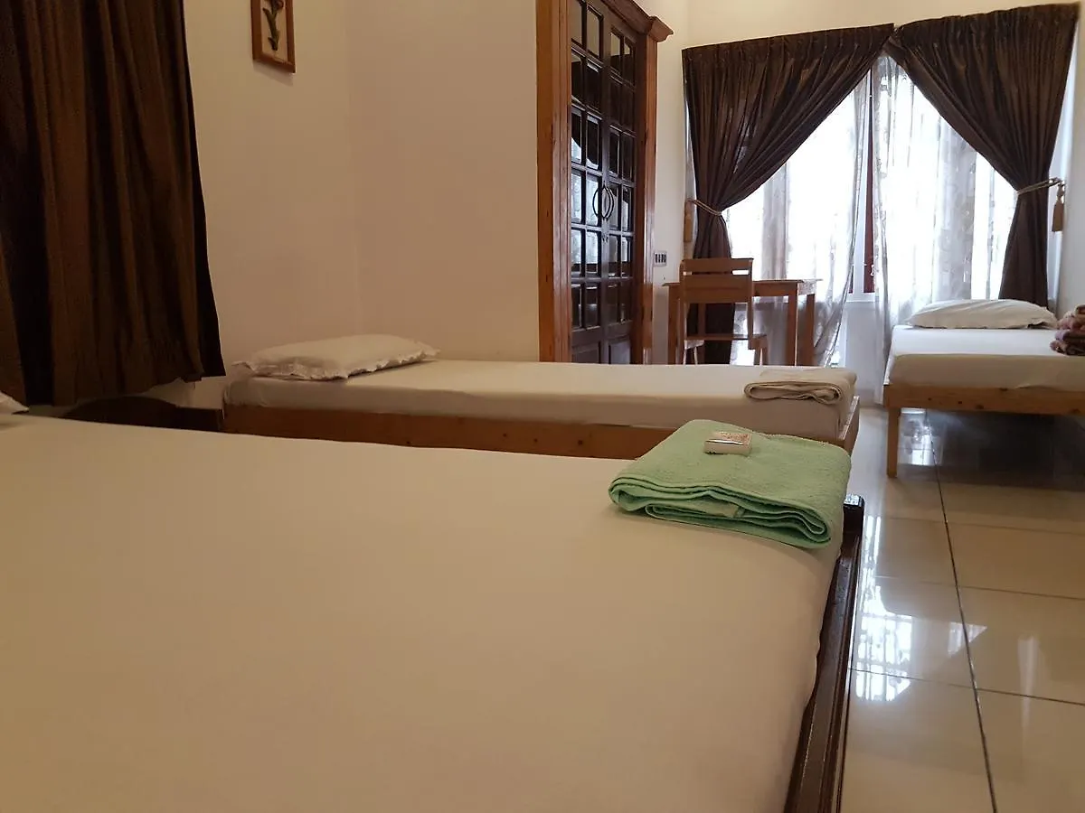 Jojies Homestay Fortkochi 0*, Kochi